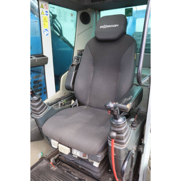 2018 سينيبوجين 825E-47621938