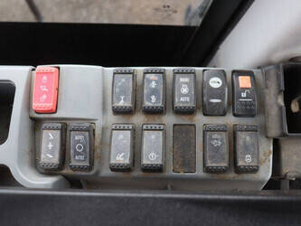 2019-hitachi-zw250-6-1459779-47622003