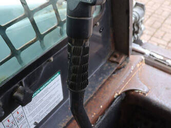 2014-bobcat-s130-1459783-47622171