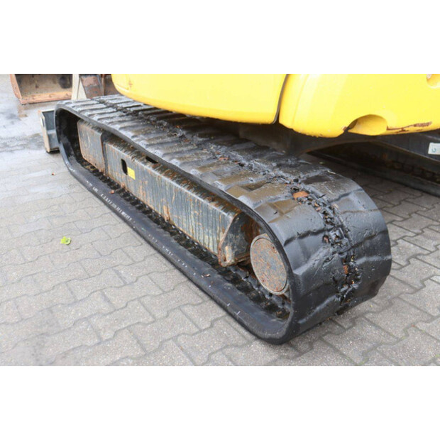 2024 كوماتسو PC55MR-5E0-47622273