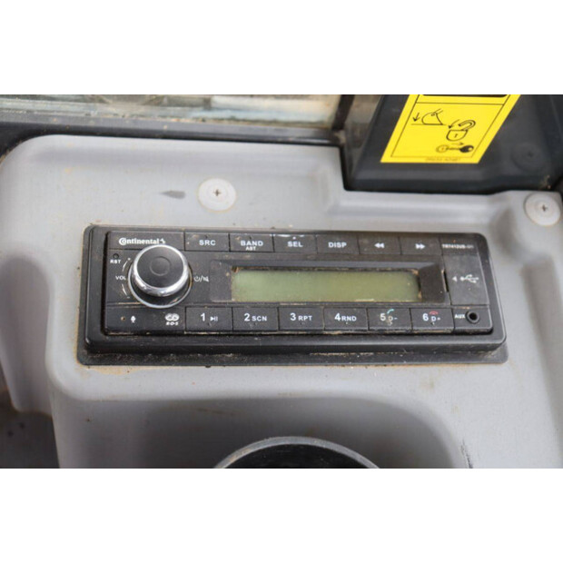 2024 كوماتسو PC55MR-5E0-47622288