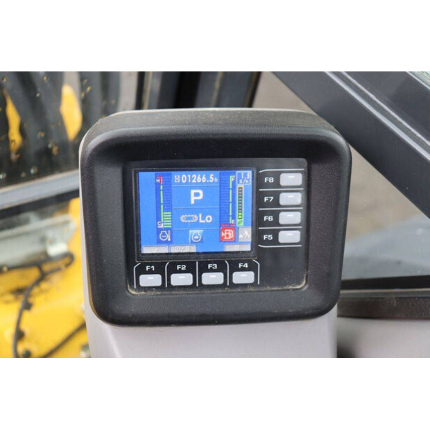 2024 كوماتسو PC55MR-5E0-47622291