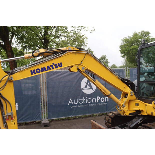 2022 كوماتسو PC58MR-5E0-47622310