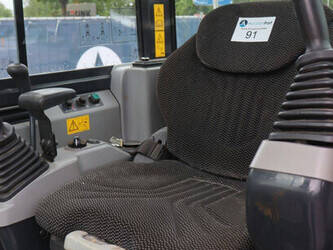 2022-komatsu-pc58mr-5e0-47622328