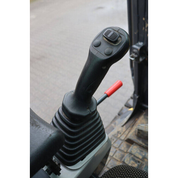 2022 كوماتسو PC58MR-5E0-47622335
