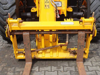 2022-jcb-535-95-1459791-47622488