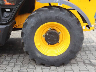2022-jcb-535-95-1459791-47622496