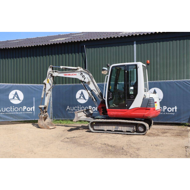 2014 TAKEUCHI TB235-47622888