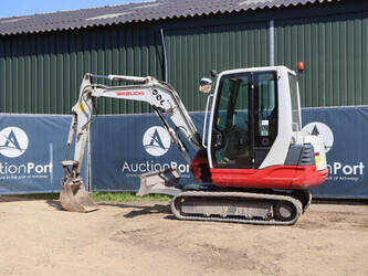 2014-takeuchi-tb235-1459801-47622888