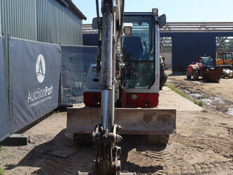 2014-takeuchi-tb235-1459801-47622893