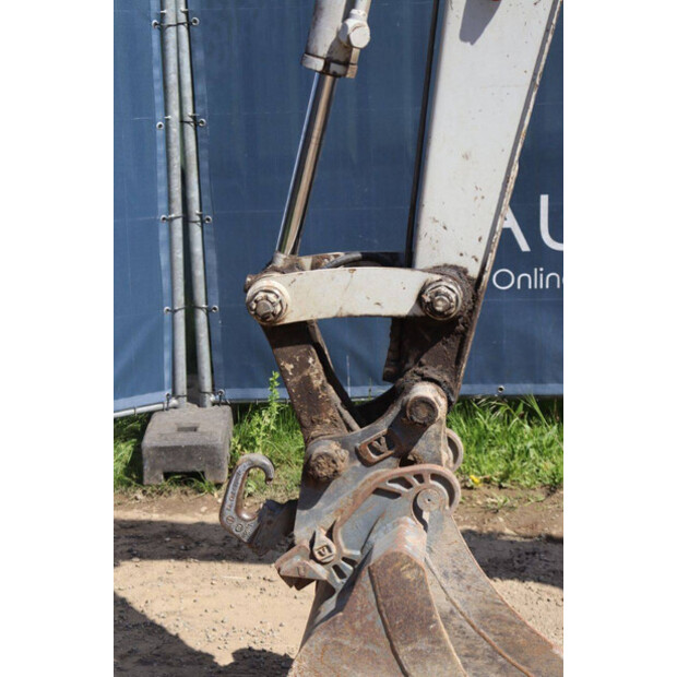 2014 TAKEUCHI TB235-47622897