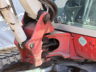 2014-takeuchi-tb235-1459801-47622900