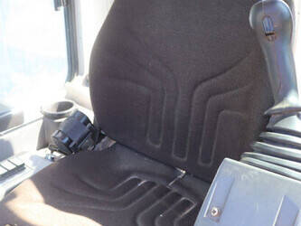2014-takeuchi-tb235-1459801-47622907