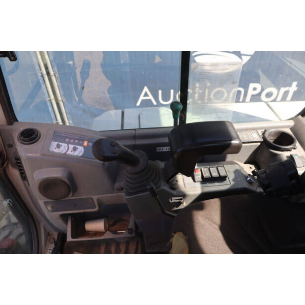 2014 TAKEUCHI TB235-47622909