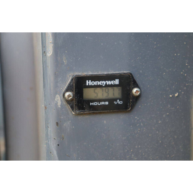 2014 TAKEUCHI TB235-47622915