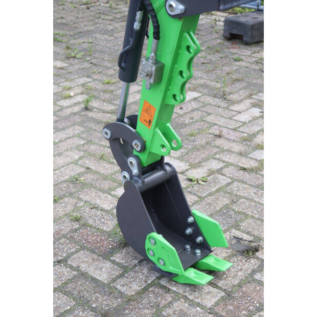 2025 WCM KV06-47623145