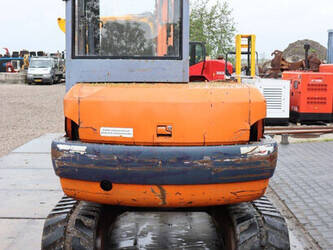 2000-hitachi-ex40-02-47623436
