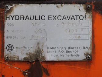 2000-hitachi-ex40-02-47623453