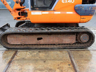 2000-hitachi-ex40-02-47623455