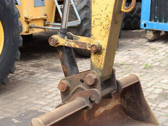 caterpillar-e70b-1459822-47623635