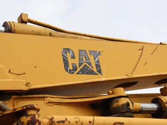 caterpillar-e70b-1459822-47623636