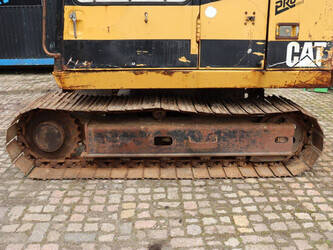 caterpillar-e70b-1459822-47623642