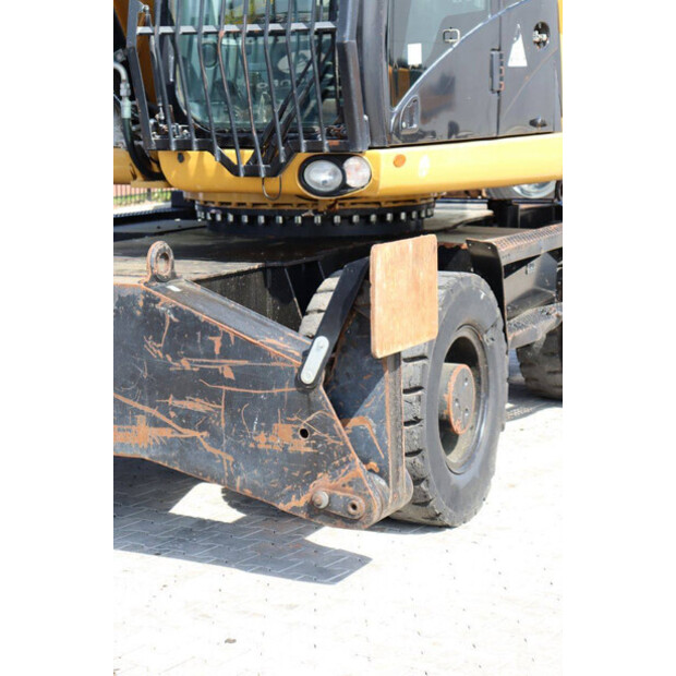 2010 Caterpillar M318D-47623818