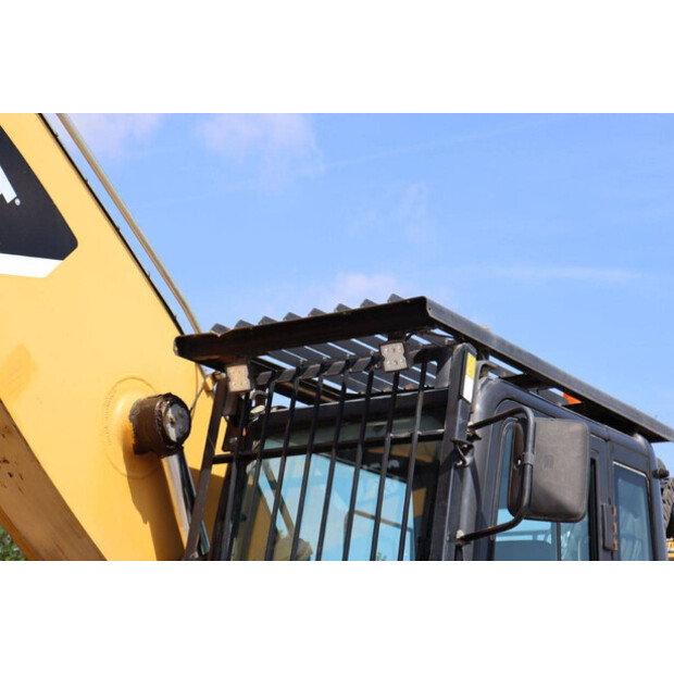 2010 Caterpillar M318D-47623823