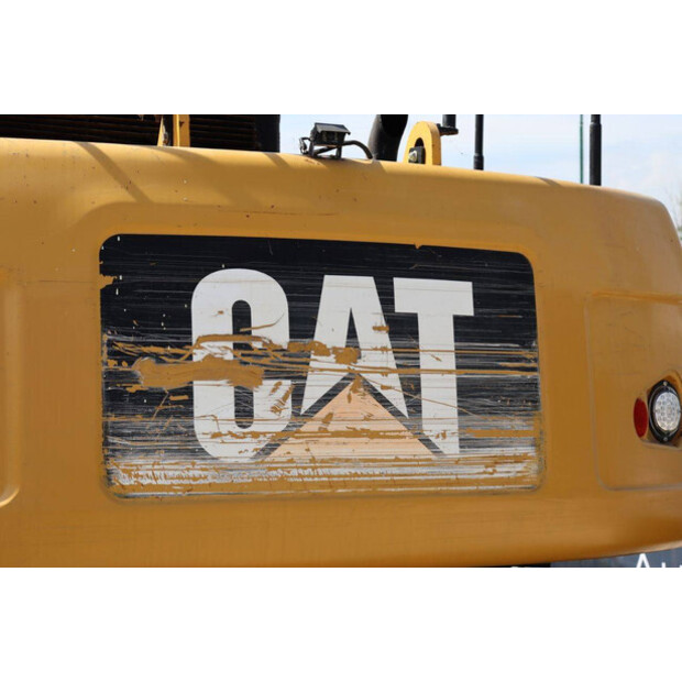 2010 Caterpillar M318D-47623829