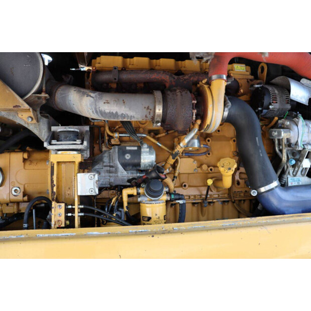2010 Caterpillar M318D-47623833