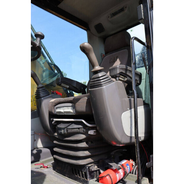 2010 Caterpillar M318D-47623837