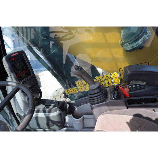 2010 Caterpillar M318D-47623840