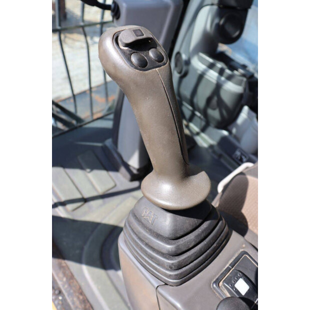 2010 Caterpillar M318D-47623842