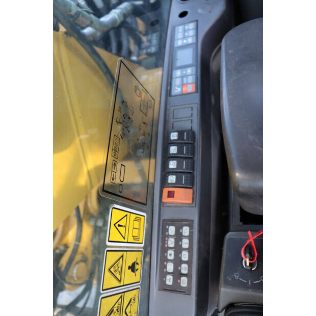 2010 Caterpillar M318D-47623846