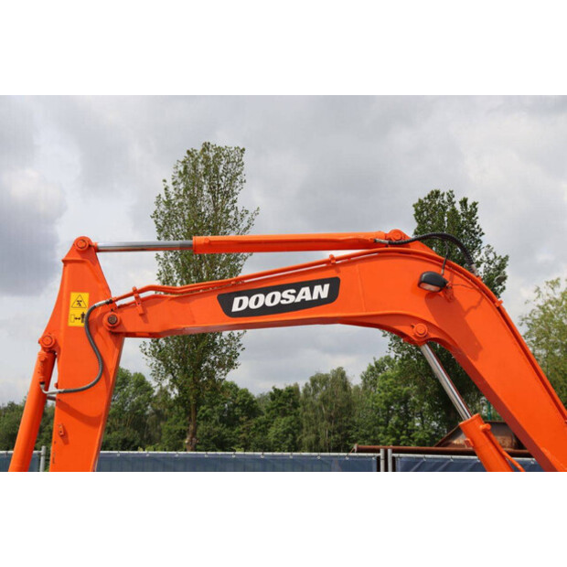 2020 دووسان DX60WN-47624050