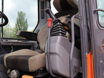 2020-doosan-dx60wn-47624071