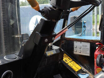 2018-jcb-930-47624160