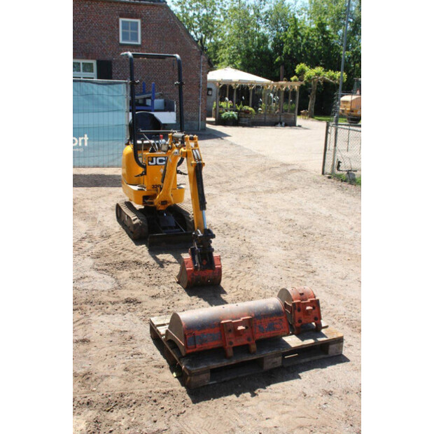 2022 JCB 8008 CT-47624254