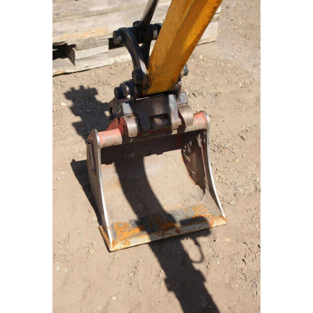 2022 JCB 8008 CT-47624263