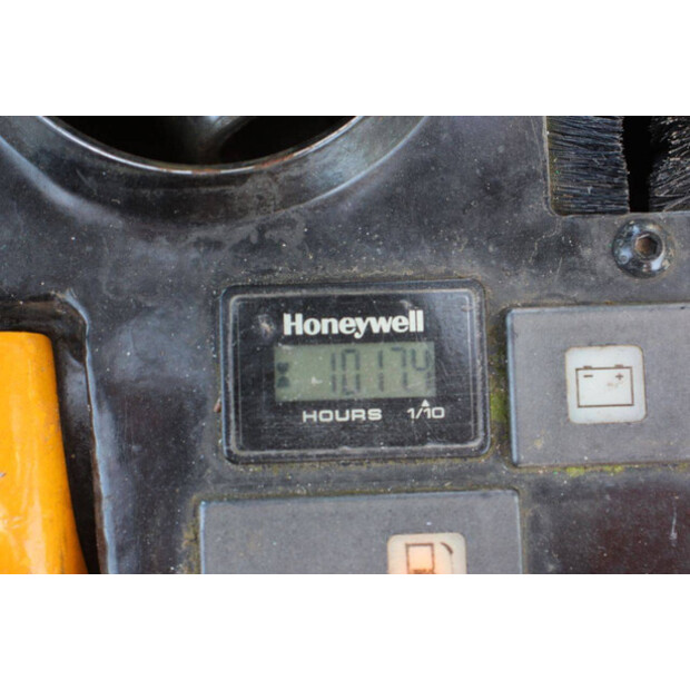 2022 JCB 8008 CT-47624270