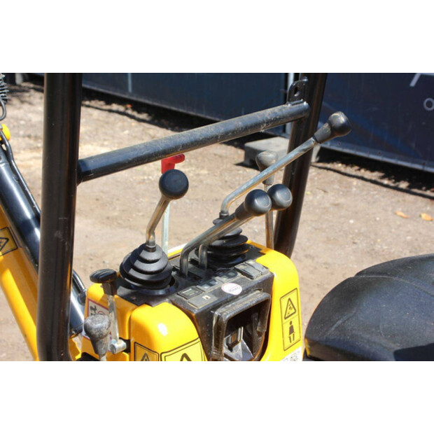 2022 JCB 8008 CT-47624274