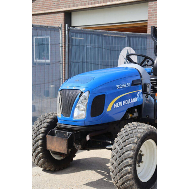 2015 New Holland Boomer 50-47624324