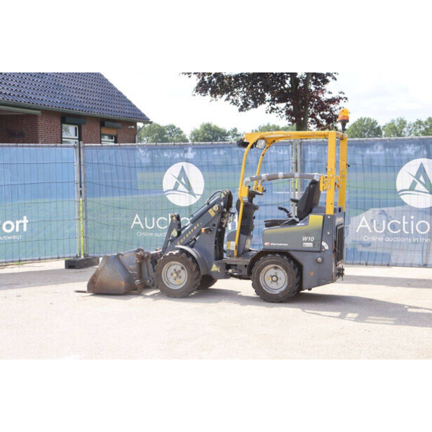 2020 Eurotrac W10-47624379