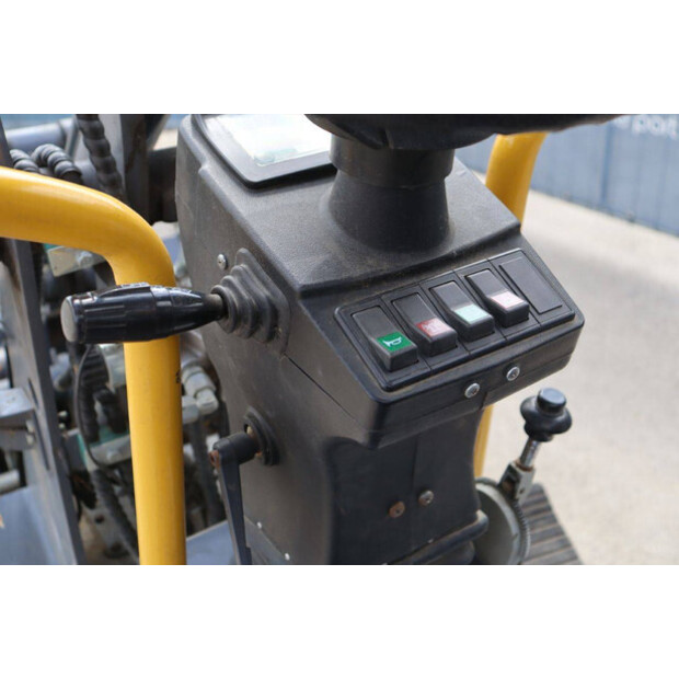 2020 Eurotrac W10-47624400
