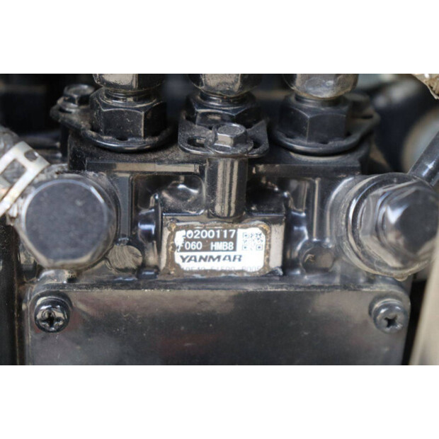 2020 TAKEUCHI TB216-47624450
