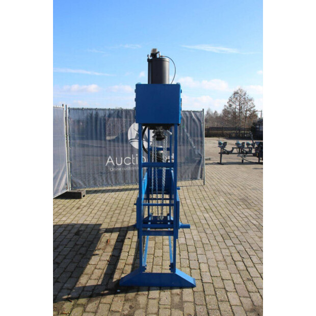 2025 WCM WCM-100TP-47625236