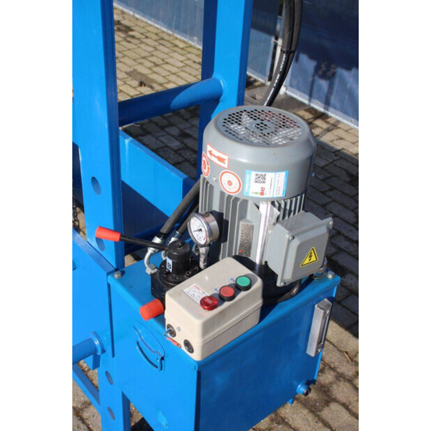 2025 WCM WCM-100TP-47625241