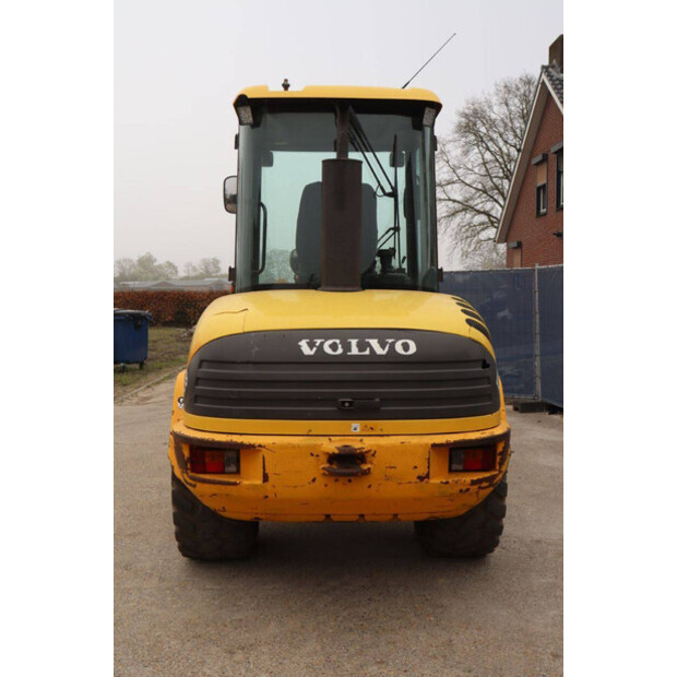 2001 Volvo L32B-Z-47625249