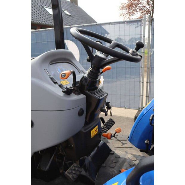 2024 New Holland BOOMER 55-47625363