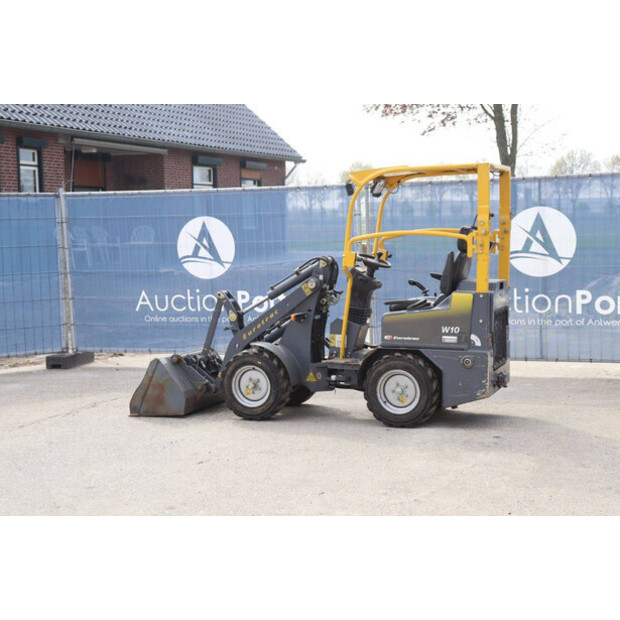 2020 Eurotrac 800/W10-47625382